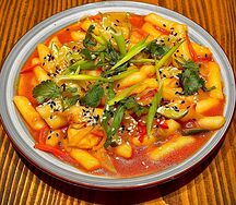 Токпоки с овощами