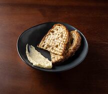 Хлеб с маслом