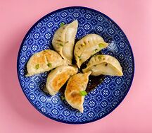 Жареные пельмени с говяжьим фаршем