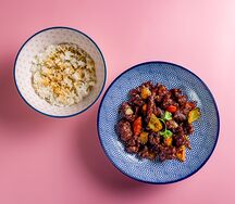 Говядина в перечном соусе с рисом на пару