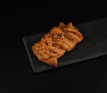 Слойка с кленовым пеканом