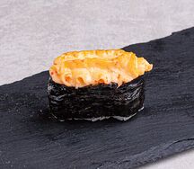 Запеченный гункан с тунцом