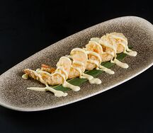 Креветки с манго