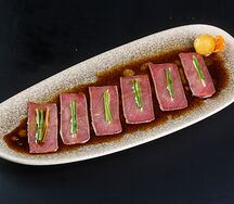 Теплое сашими из тунца