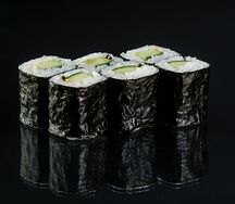 Маки с огурцом