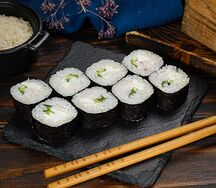 Маки с креветкой в сливочном сыре cremette