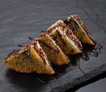 Онигири с угрем