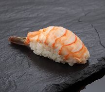 Суши с креветкой