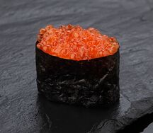 Гункан с икрой