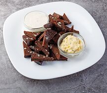 Чесночные сухарики