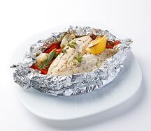Треска в фольге с овощами