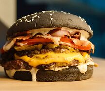 Мегабургер с двойной котлетой