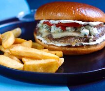 С грушей и дорблю