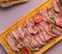 Ростбиф с соусом Маринара