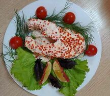 Семга в сливочно-икорном соусе