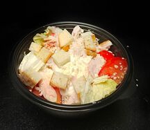 Цезарь с копченой курицей