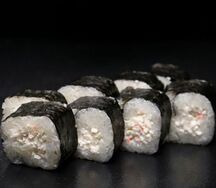Ролл с снежным крабом