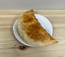 Чебурек с сыром