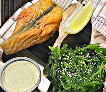 Стейк из семги с салатом чука