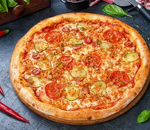 Острая с охотничьими колбасками