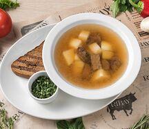 Фирменный суп с разварными говяжьими щечками