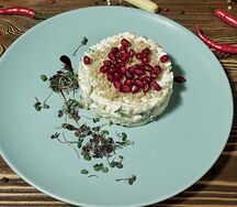 Салат Гранатовый браслет с говядиной