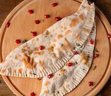 Кутабы с сыром и зеленью