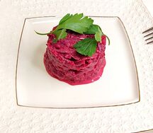 Салат свекла с чесноком и майонезом