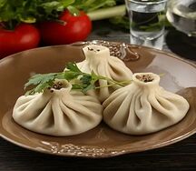 Хинкали с говядиной и свининой 
