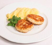 Котлеты куриные с пюре