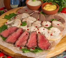 Большая мясная тарелка