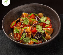 Баклажаны фри с томатами в соусе чили