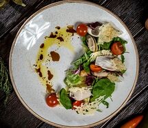 Салат с морепродуктами