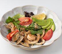 Салат с морепродуктами