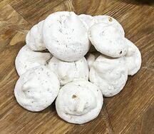 Безе с орехом