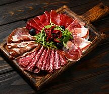 Мясное ассорти по-итальянски