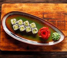 Ролл с огурцом