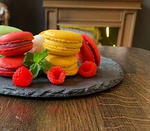 Макаронс Манго- маракуйя