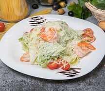 Салат Цезарь с креветками