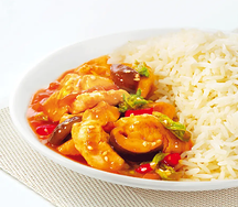 Курица по-тайски с овощами и рисом