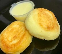 Сырники со сметаной