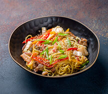 Лапша сомен с овощами