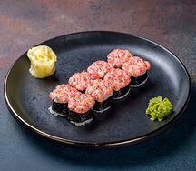 Ролл Фирменный запеченный 8 шт