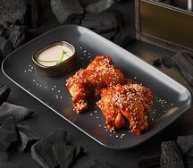 Острые крылья баффало с соусом Ранч