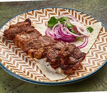 Шашлык по-карски на кости