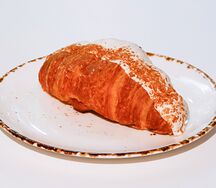 Круассан Карамель-крем-чиз