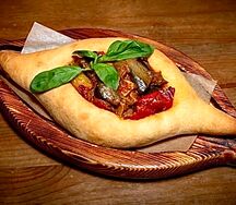 Хачапури по-аджарски с аджапсандали 