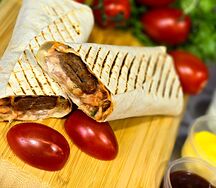 Шаурма с люля-кебабом на углях 