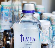 Газированная минеральная вода Jevea crystalnaya