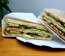 Тост с карпаччо из индейки